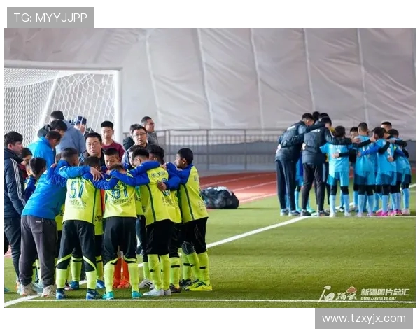 国足迎战新疆足球队期待精彩对决展现中国足球新风貌